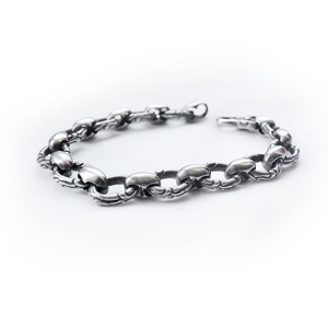 Байкерская атрибутика-Байкерский браслет серебряный, чернение.