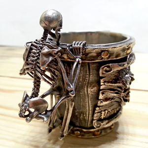 Байкерская атрибутика на заказ.