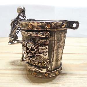 Байкерская атрибутика на заказ.