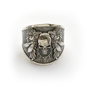 Байкерская атрибутика на заказ.