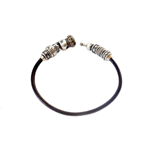 Браслет серебряный, бронза, чернение, кожа.