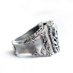 Браслет сделан для тату мастера Владислава Смагина