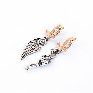 Серьги кресты золотые, пистолеты серебряные