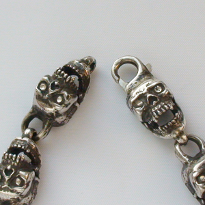 Байкерская атрибутика-Браслет серебряный вампир