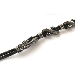 Байкерская атрибутика-Браслет серебряный Дракон, чернение.