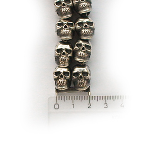 Байкерская атрибутика-Байкерский браслет серебряный Черепа, чернение.