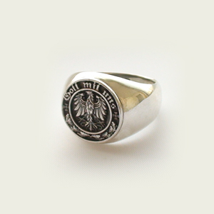 Кольцо серебряное, чернение. Надпись 