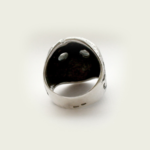 Байкерская атрибутика-Байкерский перстень Кольцо серебряное, чернение. Хоккейная маска Джейсона.