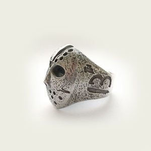 Байкерская атрибутика-Байкерский перстень Кольцо серебряное, чернение. Хоккейная маска Джейсона.