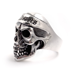 Байкерская атрибутика-Байкерский перстень Кольцо серебряное, чернение.