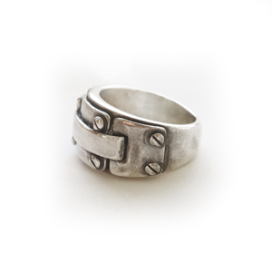 Кольцо серебряное, чернение.