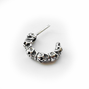 Серьга серебряная, чернение. Цена указана за 1шт.