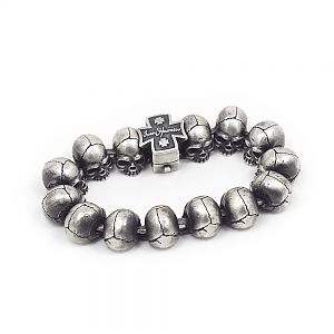 Браслет с черепами