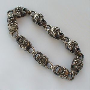 Байкерская атрибутика-Браслет серебряный вампир